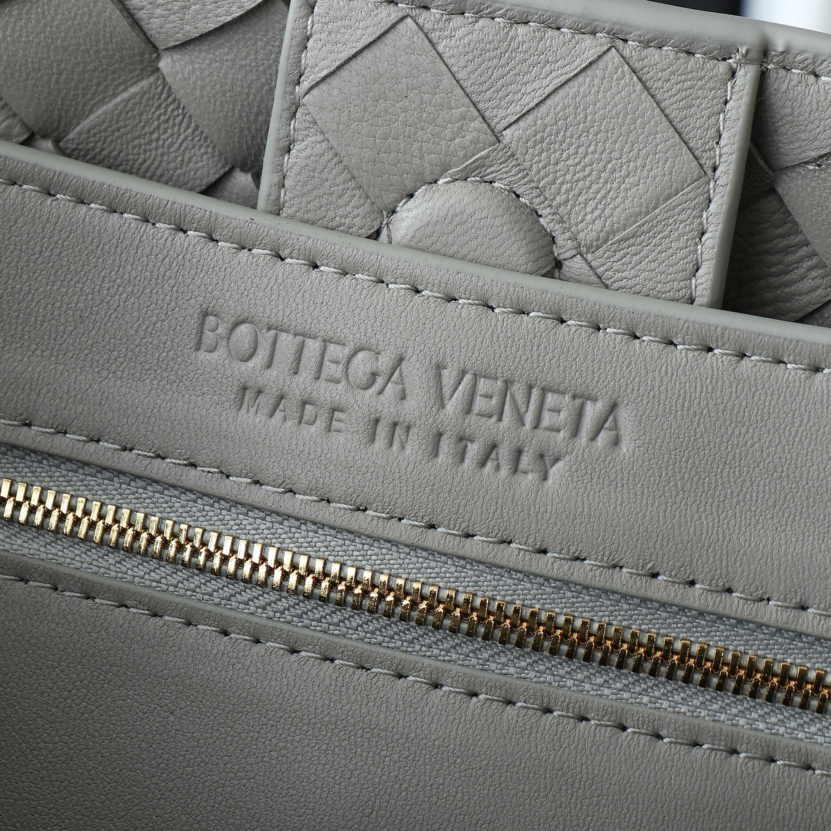 Bottega Veneta Medium Andiamo 32cm Grey Lambskin Bag