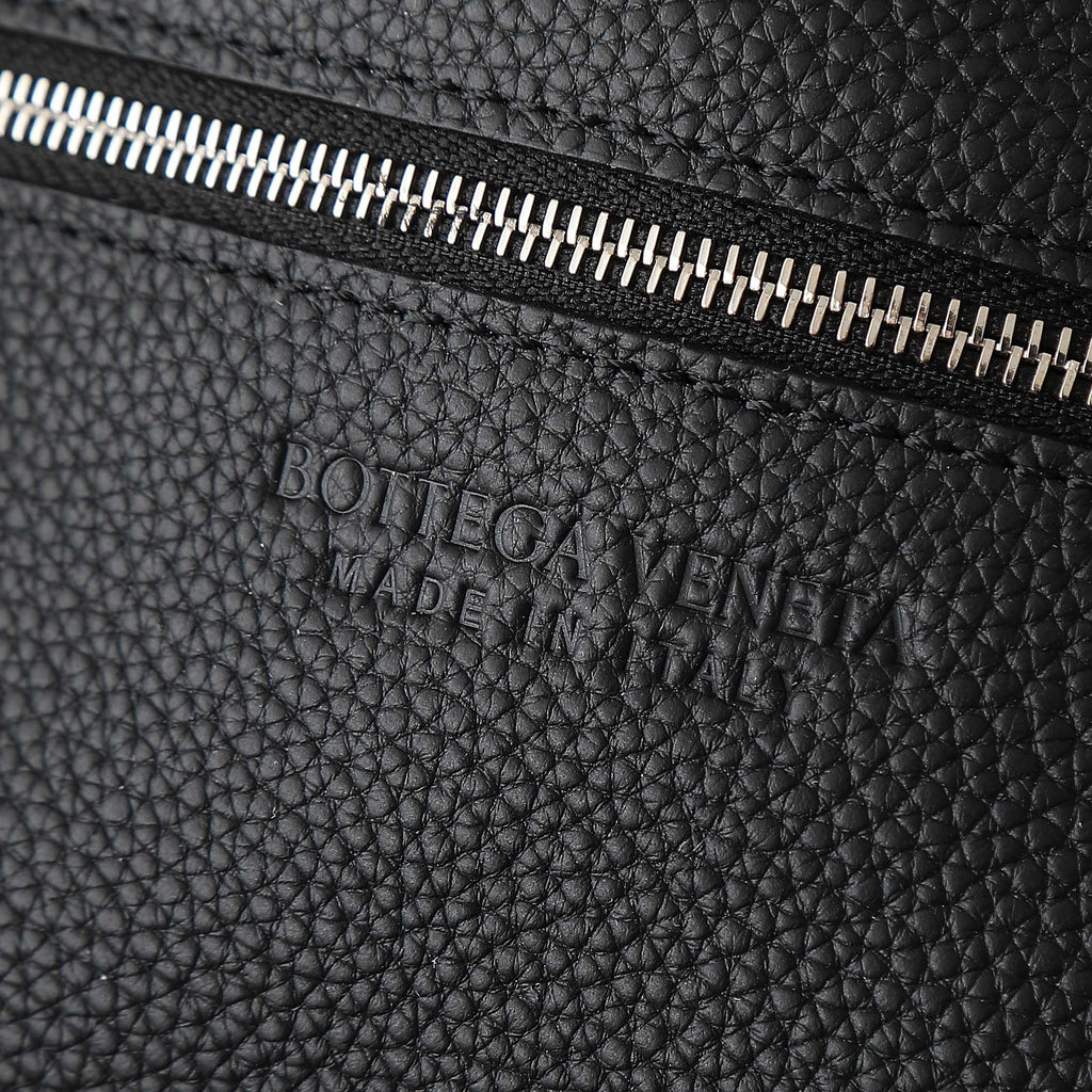Bottega Veneta 25S Diago 22 in Black Calfskin Silver Hardware Bag