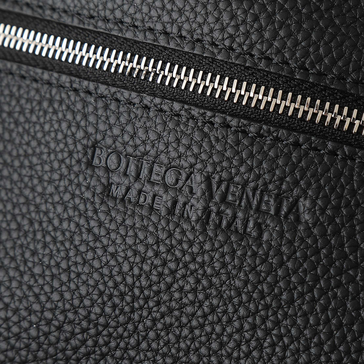 Bottega Veneta 25S Diago 22 in Black Calfskin Silver Hardware Bag