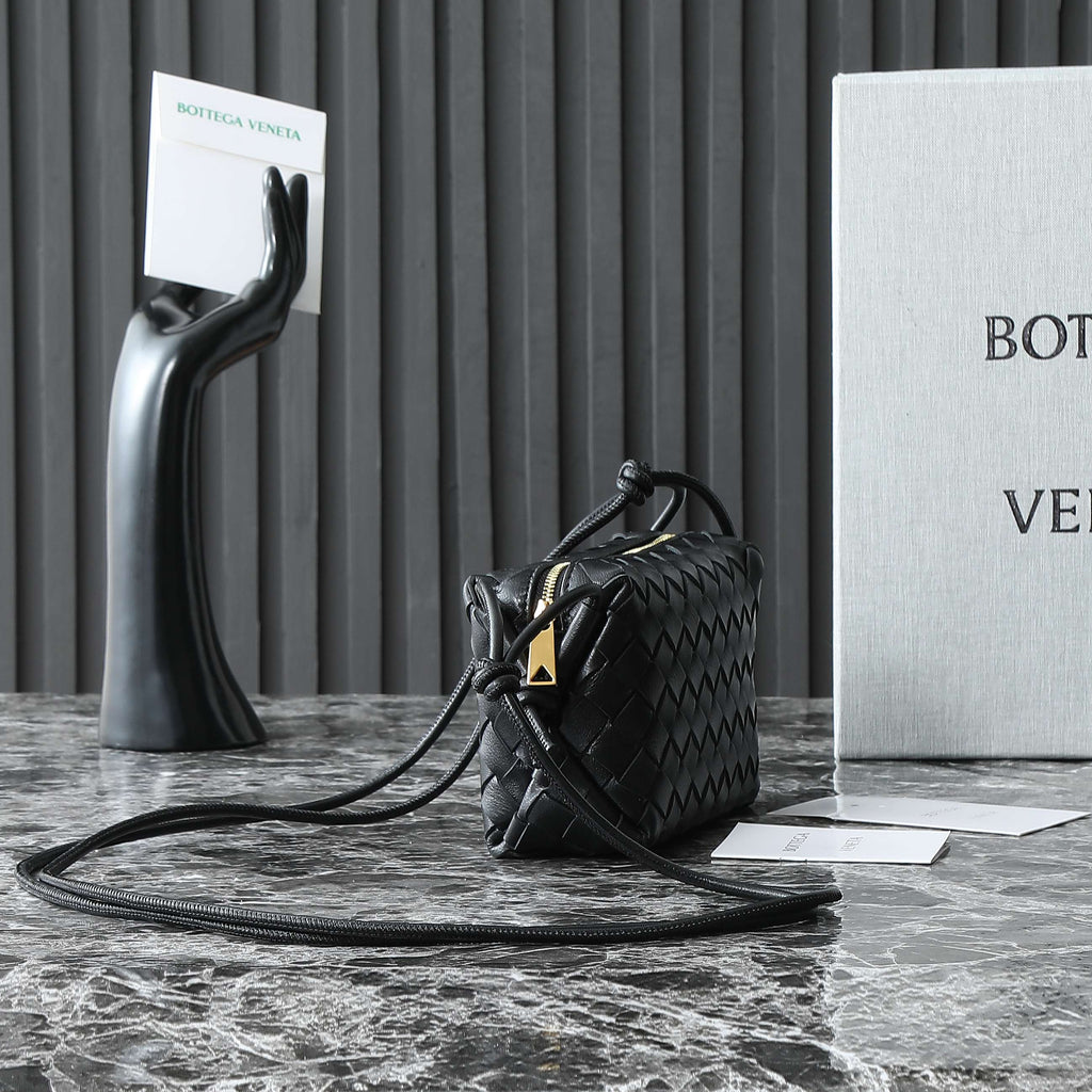 Bottega Veneta Bv Mini Loop 17cm Black Calfskin Bag
