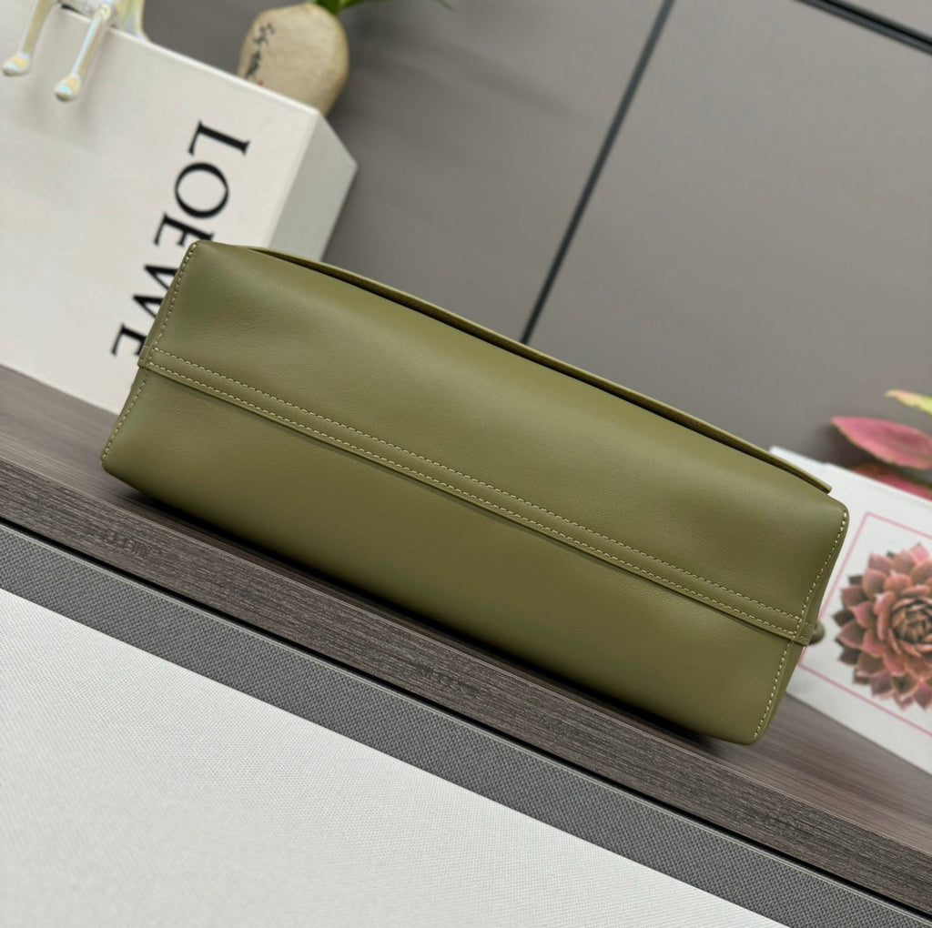 Flamenco Satchel 34 in Army Green Shiny Supple Calfskin