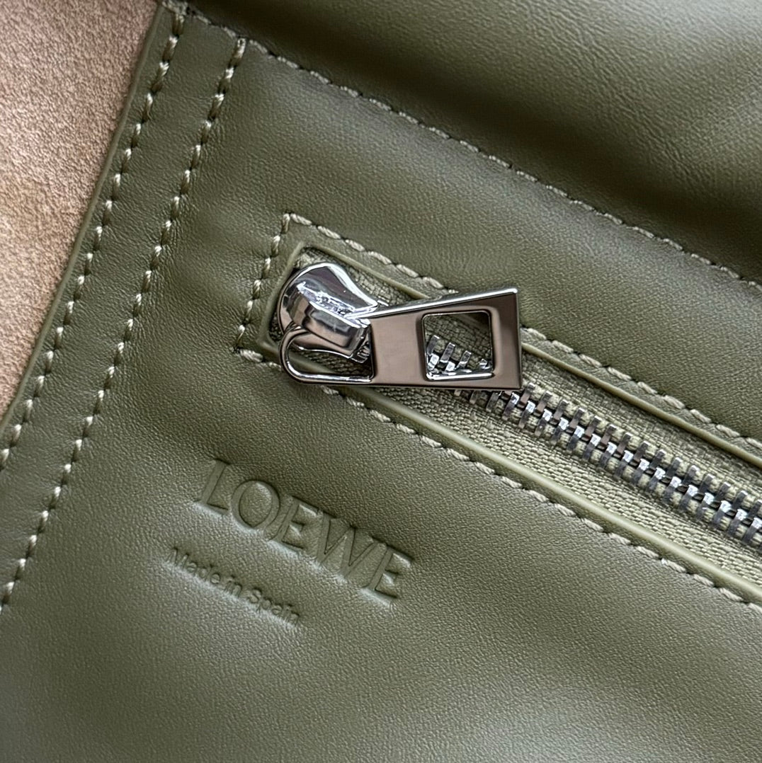 Flamenco Satchel 34 in Army Green Shiny Supple Calfskin