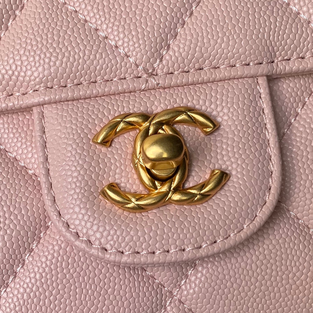 Chanel 25S Flap Bag 18 cm in Light Pink Grained Lambskin with Top Handle