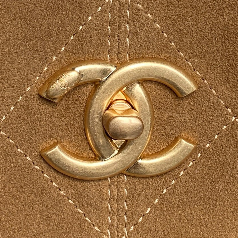 Chanel 25S Hobo Bag 33 in Brown Suede and Black Calfskin with Gold Hardware