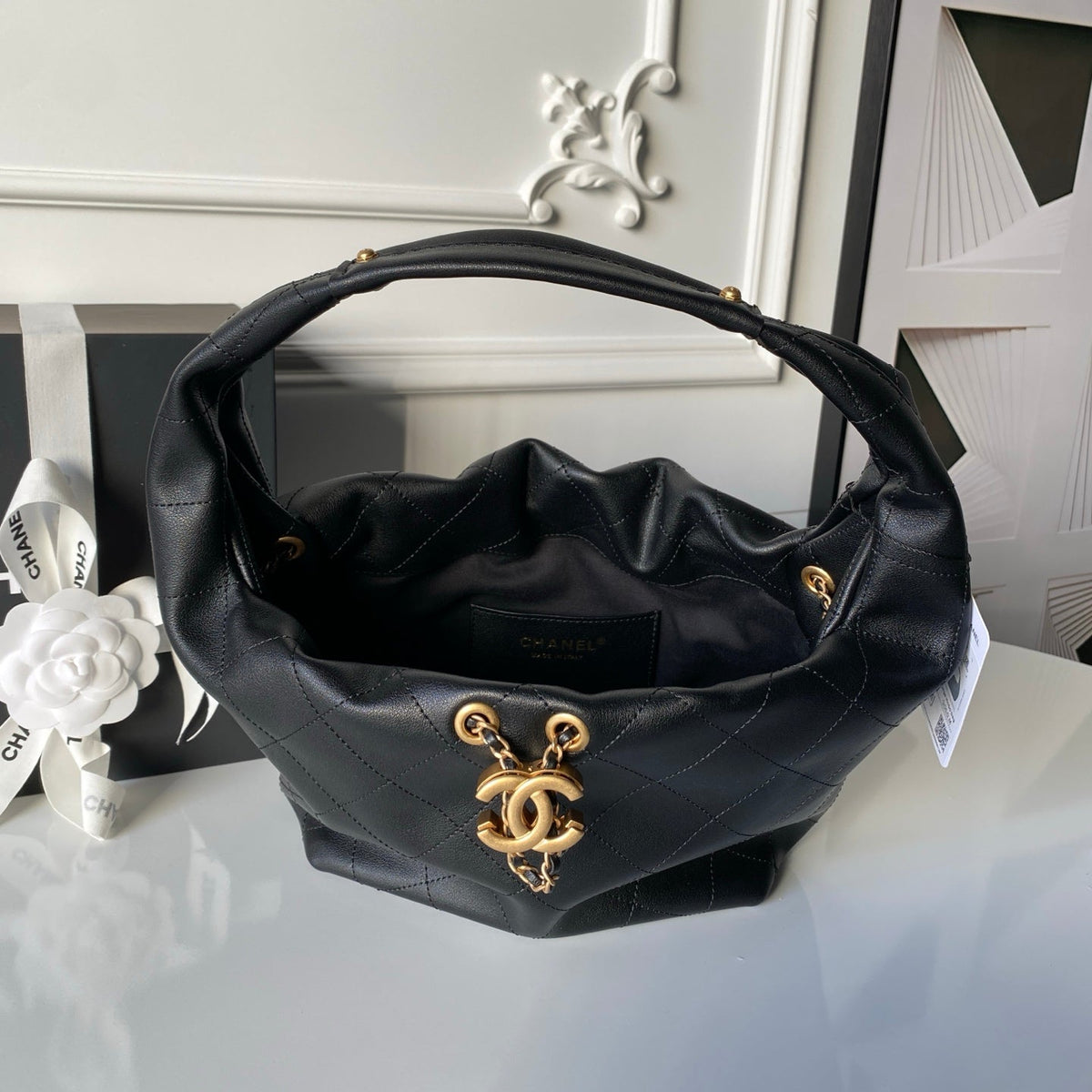 Chanel 25S Hobo Bag 32 in Black Lambskin