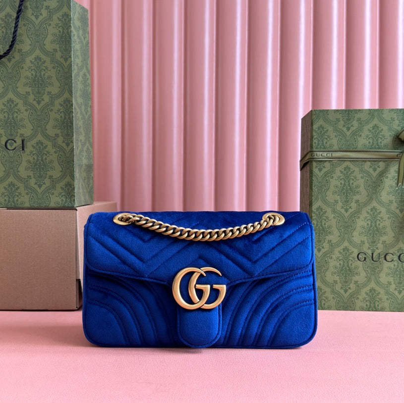 Gucci 25S Marmont 26 cm in Dark Blue Velvet with Gold Hardware Bag