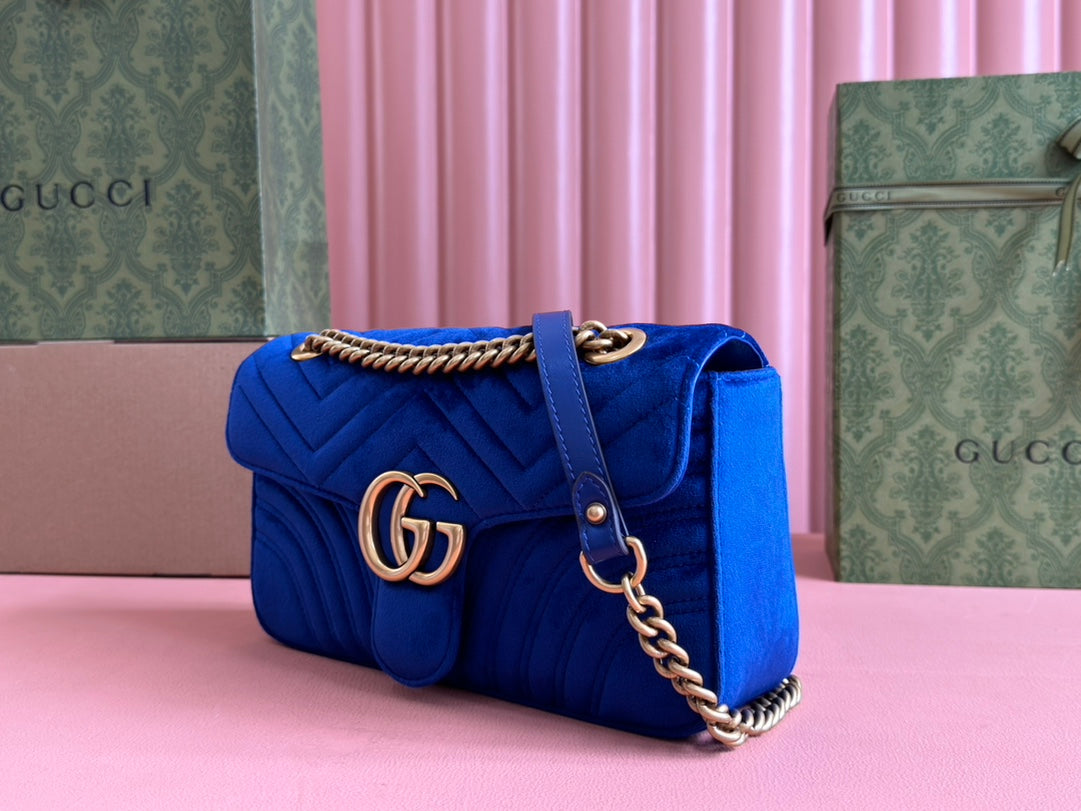 Gucci 25S Marmont 26 cm in Dark Blue Velvet with Gold Hardware Bag