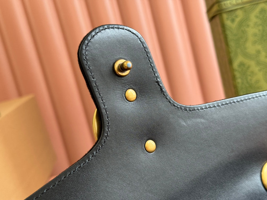 Gucci 26S Marmont Matelasse 26 in Black Velvet Bag