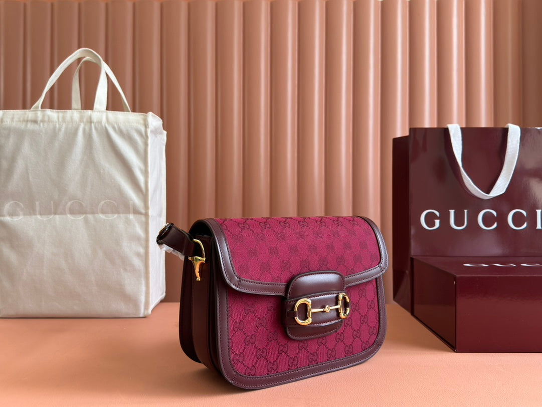 Gucci Horsebit 1955 Shoulder Bag 25 in Wine Red Canvas and Calfskin Gold Hardware