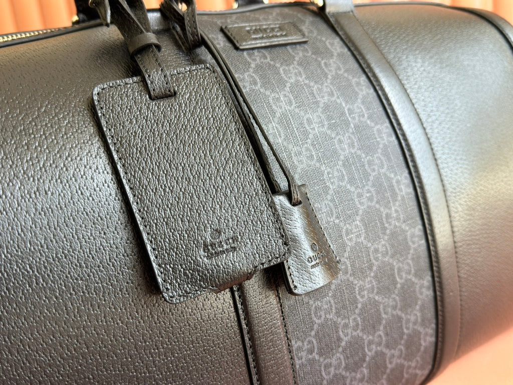 Gucci Jumbo Medium Duffle 44 in Extra Dark Green Calfskin Bag
