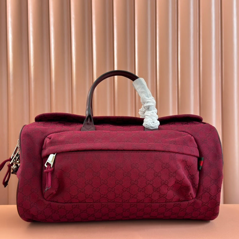 Gucci Small Duffle Bag 42 in Rosso Ancora Red Canvas