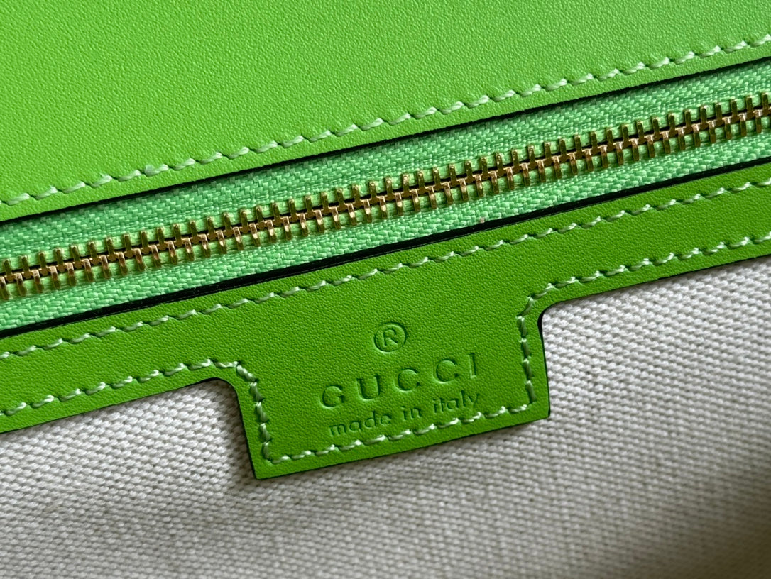 Gucci 26S Blondie Bag 32 in Green Calfskin