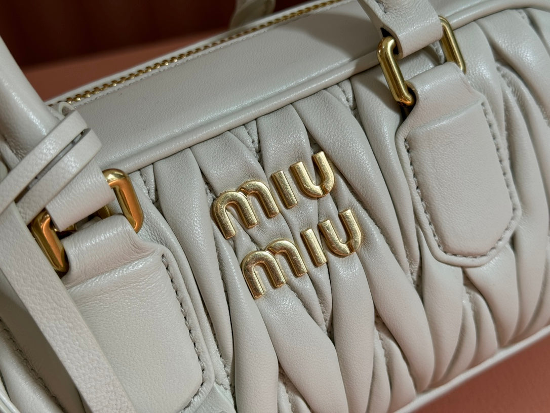 Bowling Bag 22 in White Lambskin