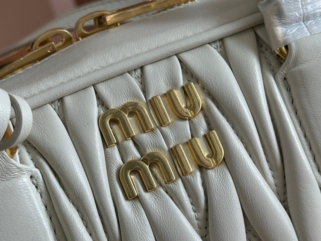 Arcadie Matelassé Bag 27 in White Calfskin Gold Hardware