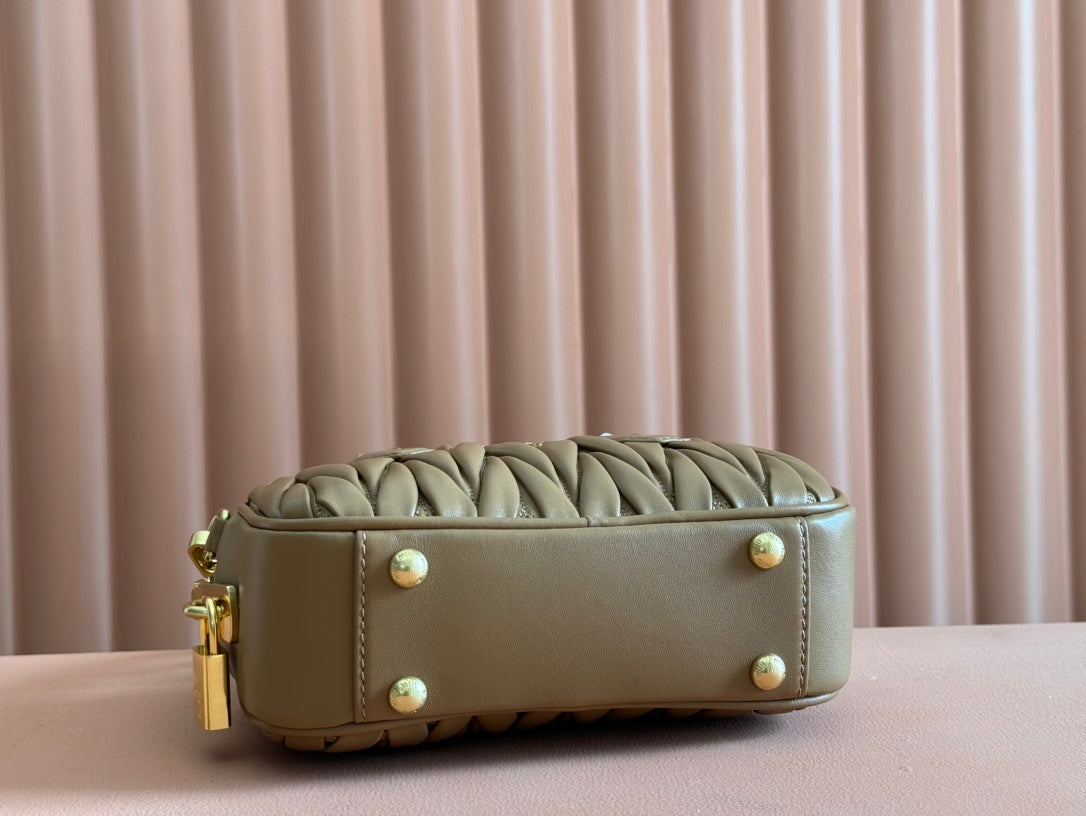 Arcadie Matelassé Bag 19 in Brown Lambskin Gold Hardware