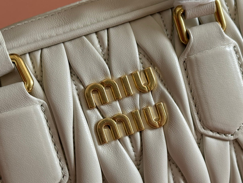 Arcadie Matelassé Bag 19 in White Lambskin Gold Hardware