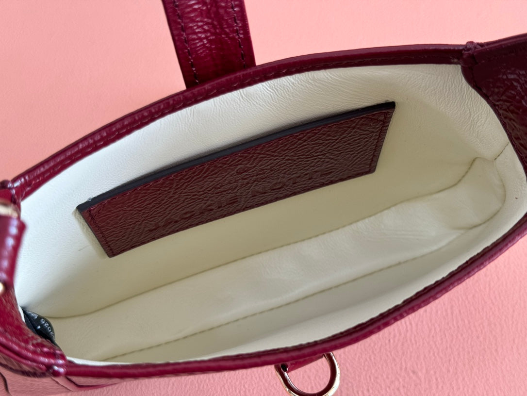 Gucci Jackie Notte Mini Bag 19 in Red Wine Cracked Lacquer Calfskin Gold Hardware