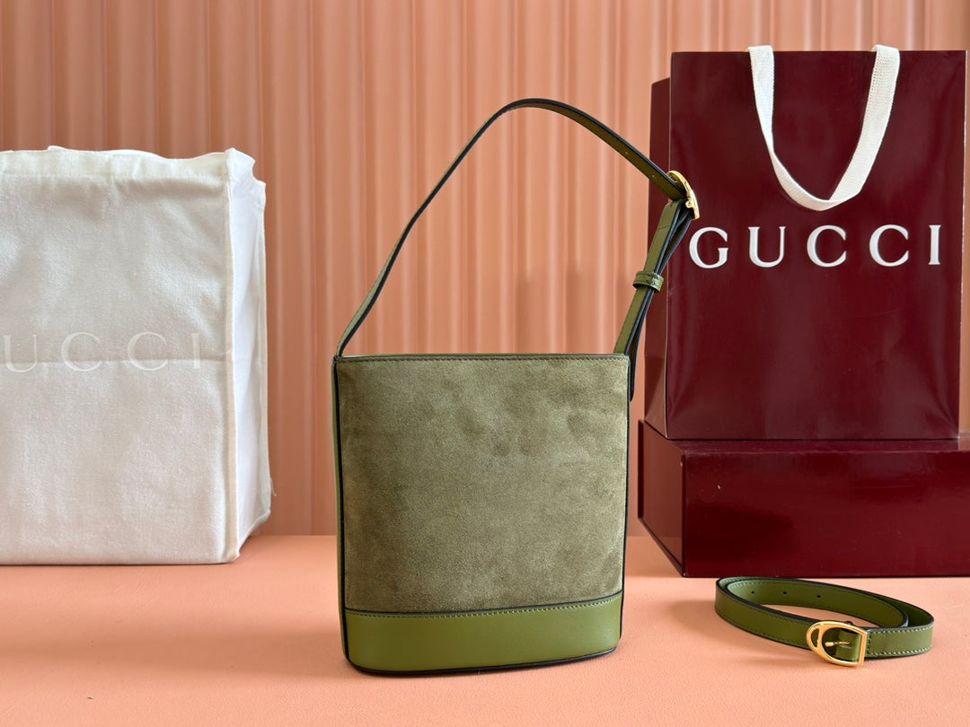 Gucci 73 Small Bucket Bag 20 in Green Soft Suede and Calfskin