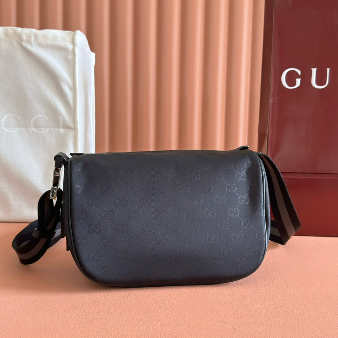 Gucci Bike Bag Hipack 27 in Black Fabric