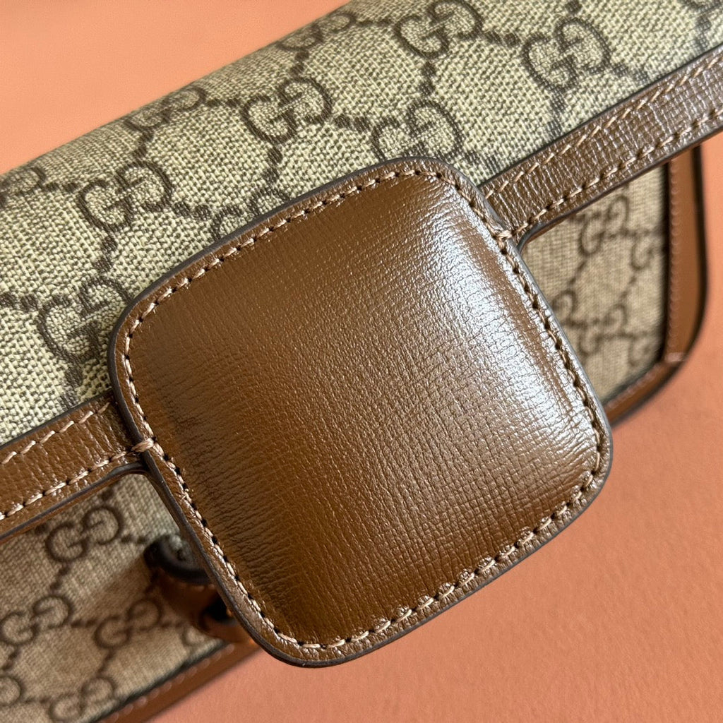 Gucci Horsebit 1955 Small 21.5 in Beige Ebony Supreme Brown Calfskin Gold Hardware Bag