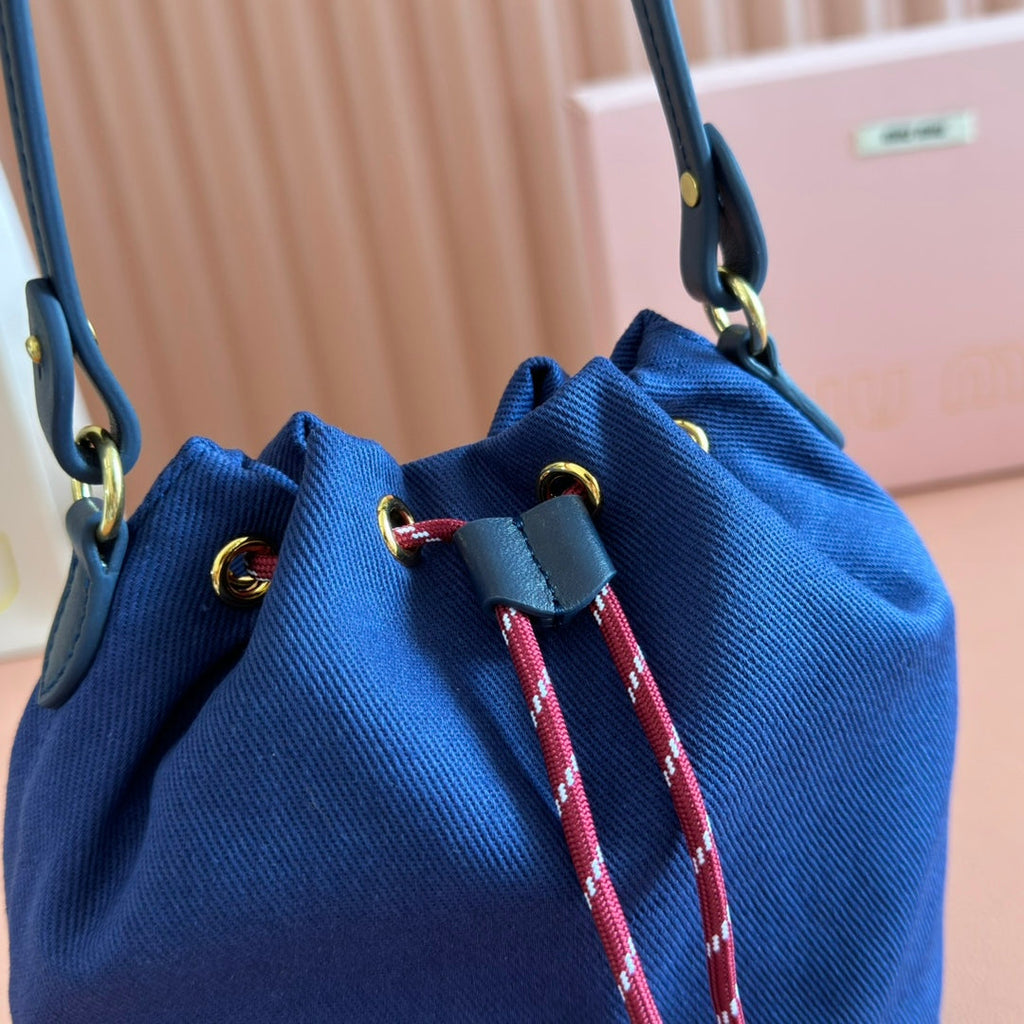 Gabadine Pouch 22.5 in Indigo Red Canvas Amaranth Drawstring