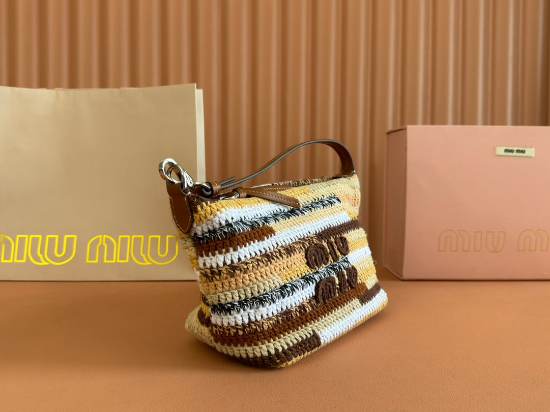 Crochet Shoulder Bag 25.5 Natural Colour-Block Wool with Brown Strap Calfskin