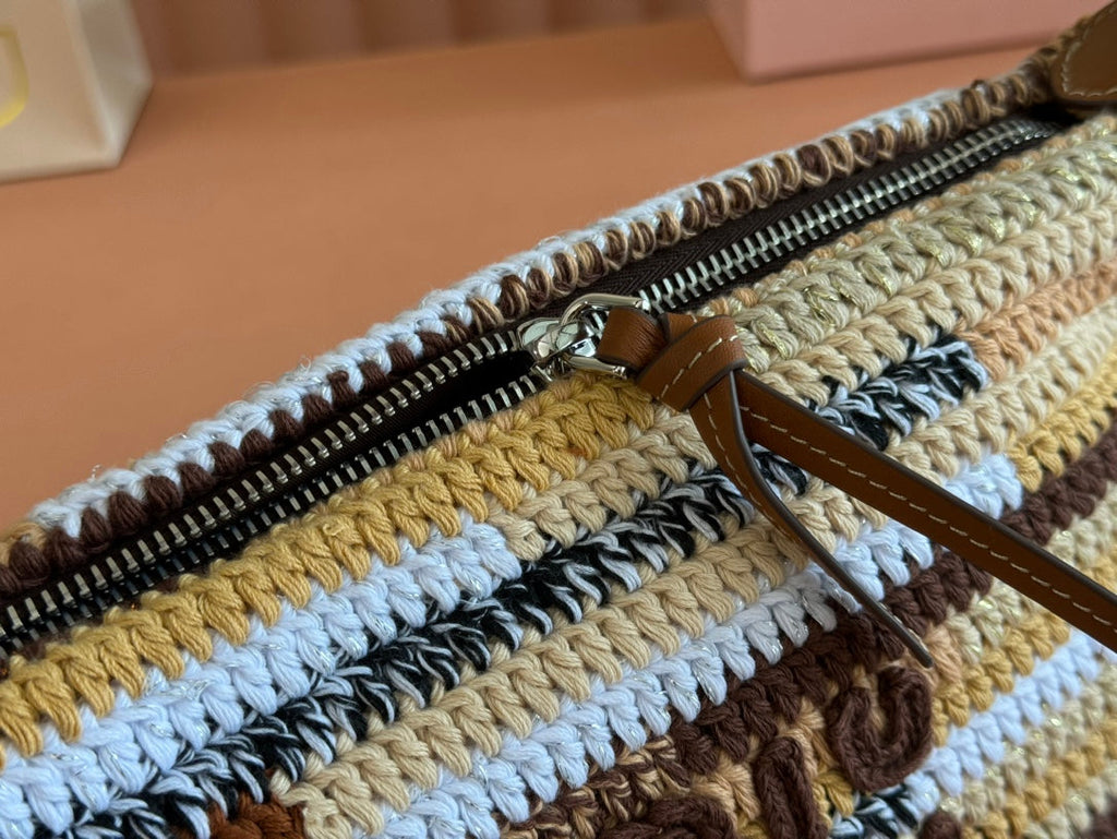 Crochet Shoulder Bag 25.5 Natural Colour-Block Wool with Brown Strap Calfskin