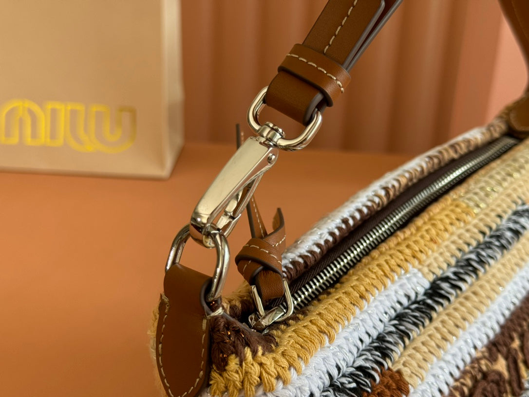 Crochet Shoulder Bag 25.5 Natural Colour-Block Wool with Brown Strap Calfskin