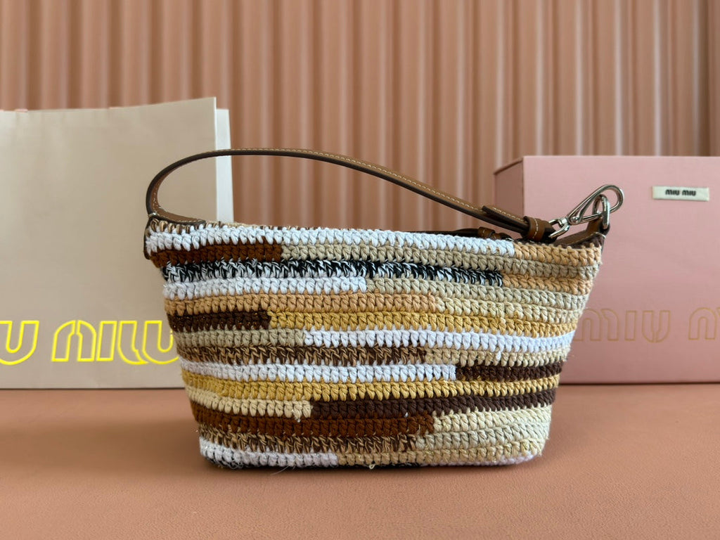 Crochet Shoulder Bag 25.5 Natural Colour-Block Wool with Brown Strap Calfskin