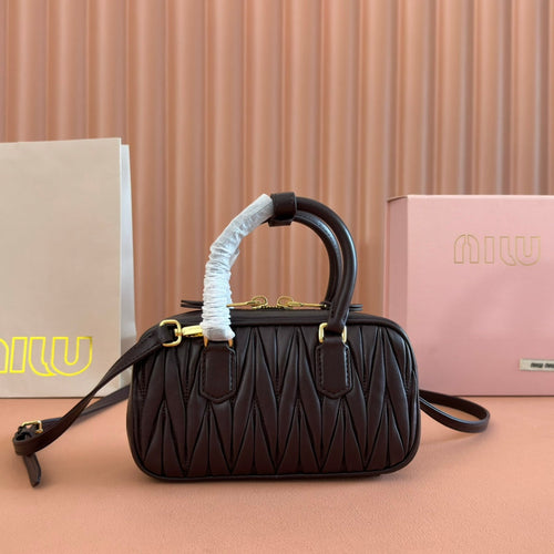 Arcadie Mini Bag 19 Black in Matelassé Nappa Leather