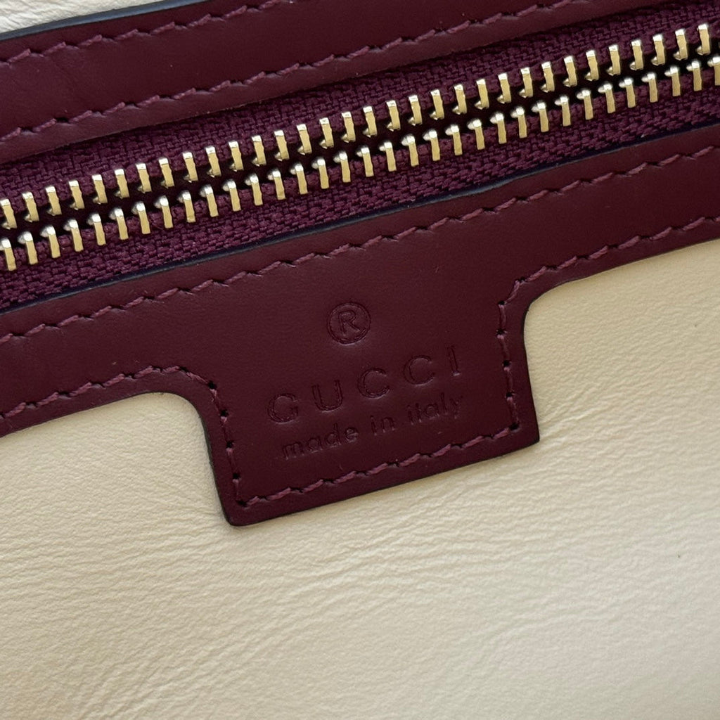 Gucci Jackie Small Shoulder Bag 27 in Burgundy Red Calfskin Gold Hardware