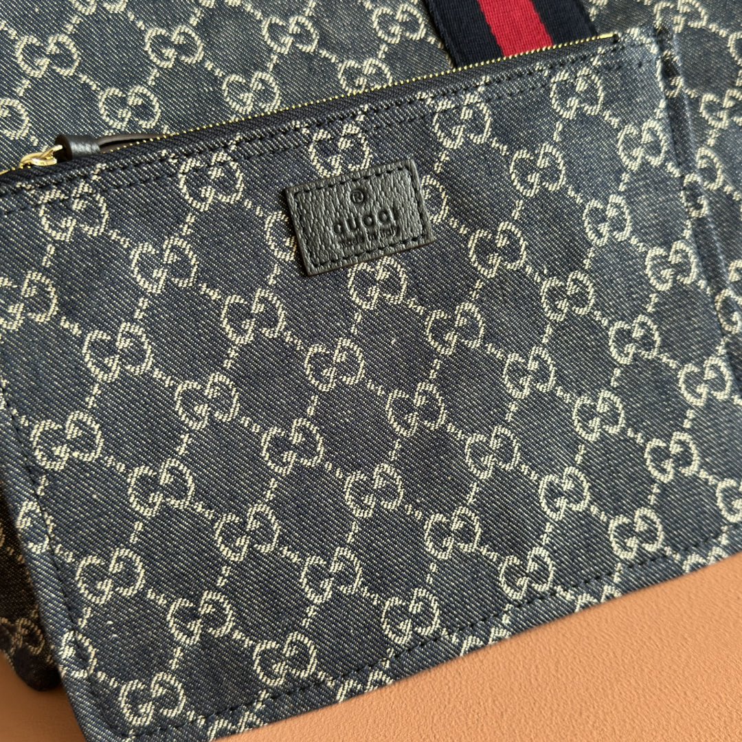 Gucci Giglio Large Tote Bag 60 in Blue and White Denim