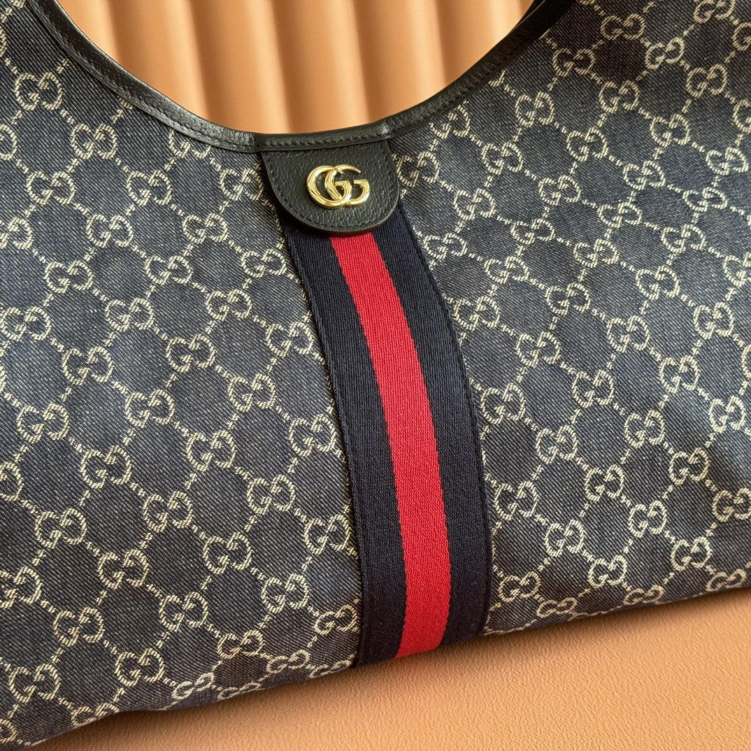 Gucci Giglio Large Tote Bag 60 in Blue and White Denim