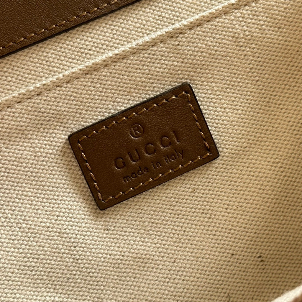 Gucci 26S Shoulder Bag 21 in Brown Embossed Suede and Calfskin
