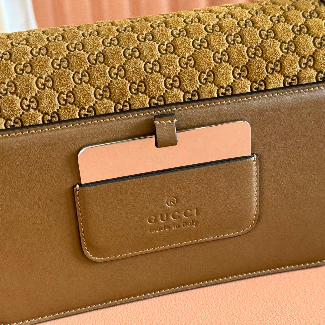 Gucci 26S Shoulder Bag 21 in Brown Embossed Suede and Calfskin
