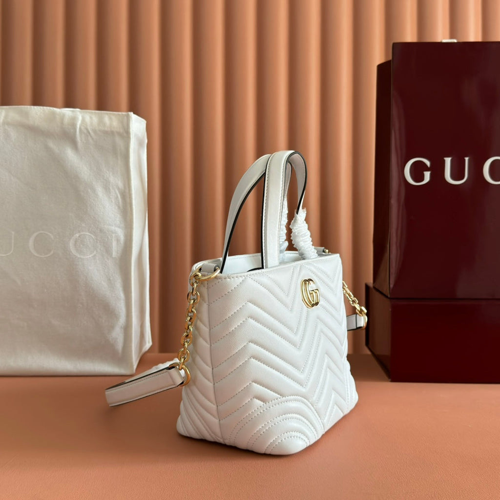 Gucci 25S Small Tote Bag 29 cm in White Calfskin with Gold Hardware