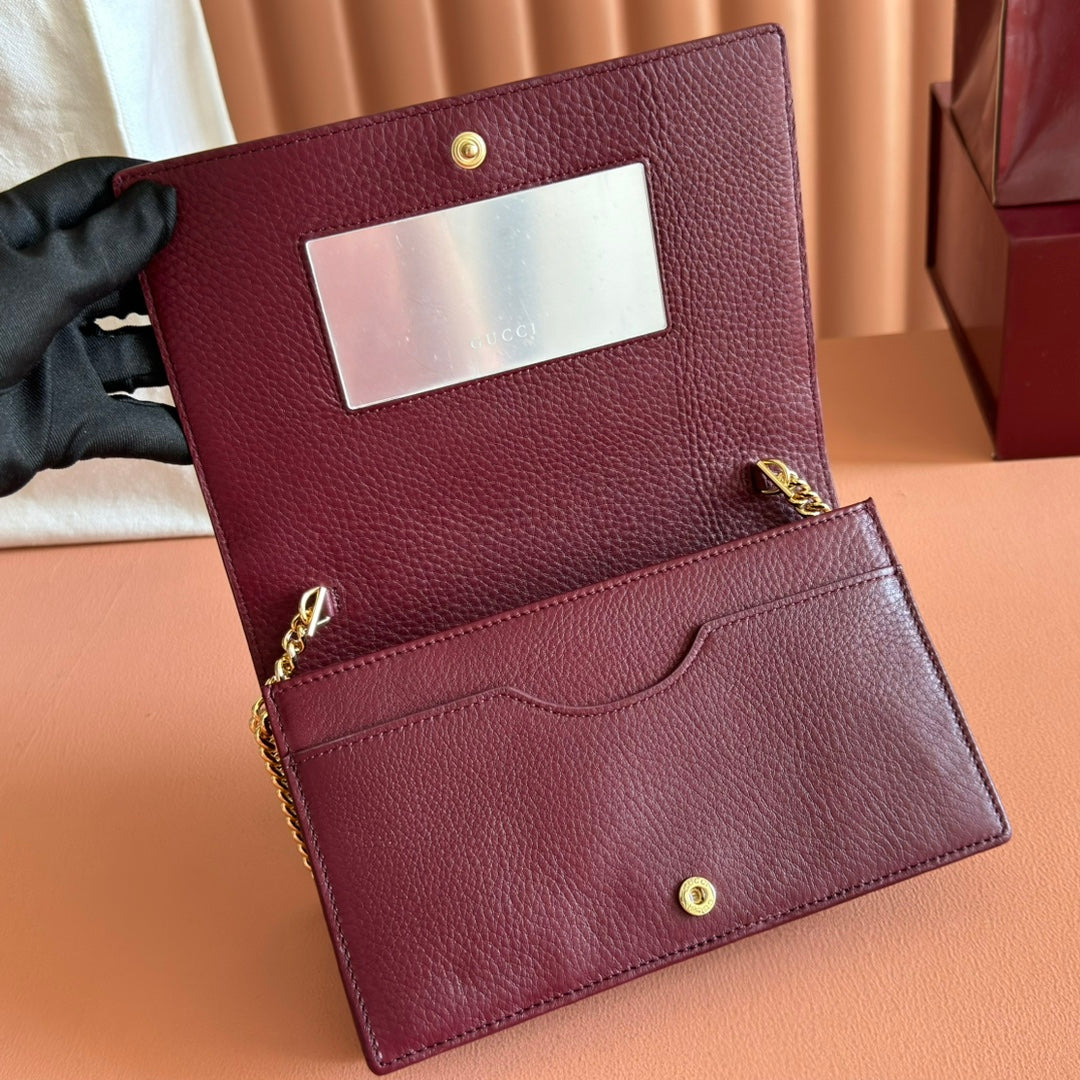Gucci 26S Marmont Bag 20 in Black Calfskin