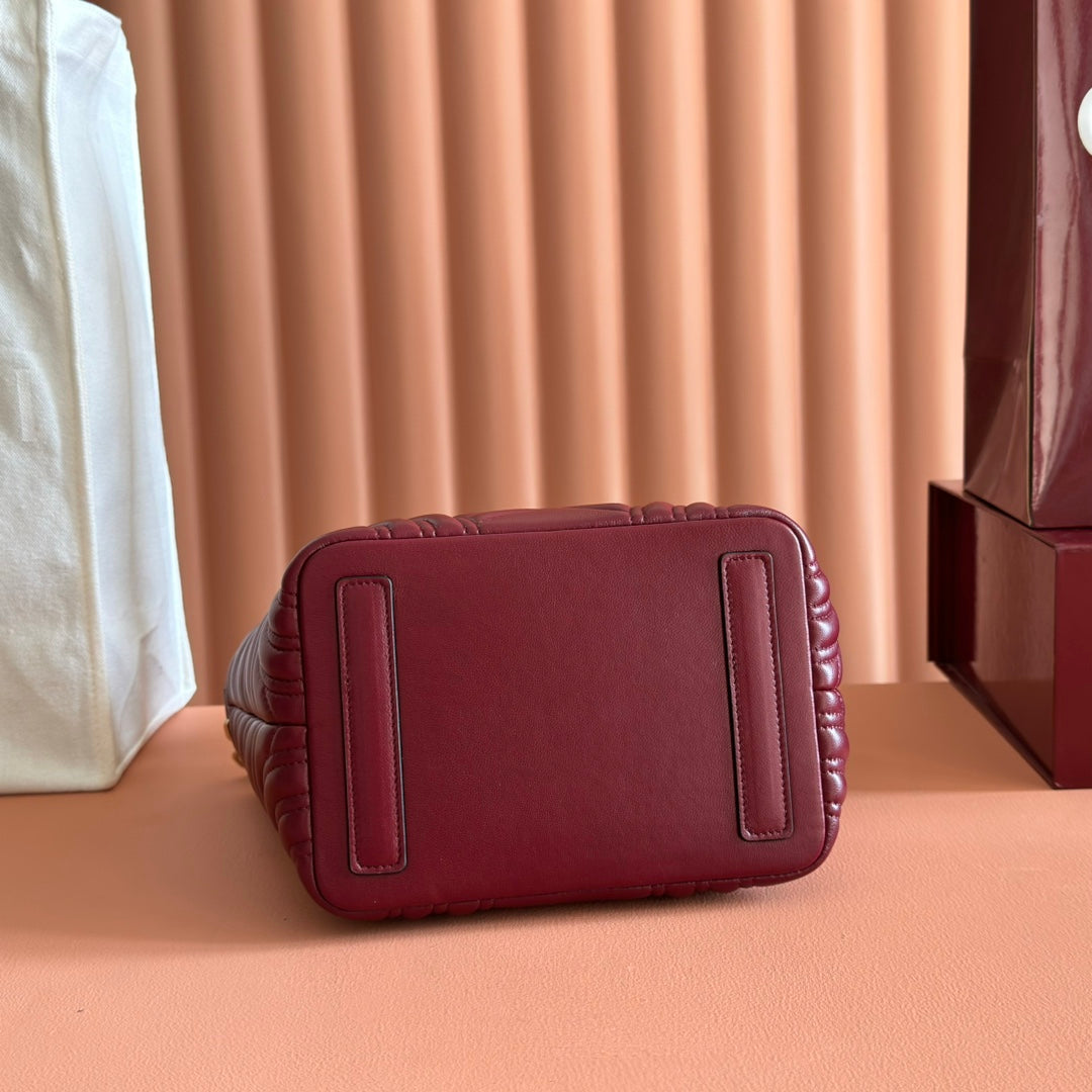 Gucci 25S Small Tote Bag 29 cm in Dark Red Calfskin with Gold Hardware