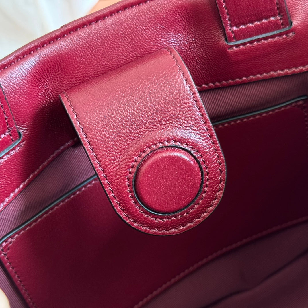Gucci 25S Small Tote Bag 29 cm in Dark Red Calfskin with Gold Hardware