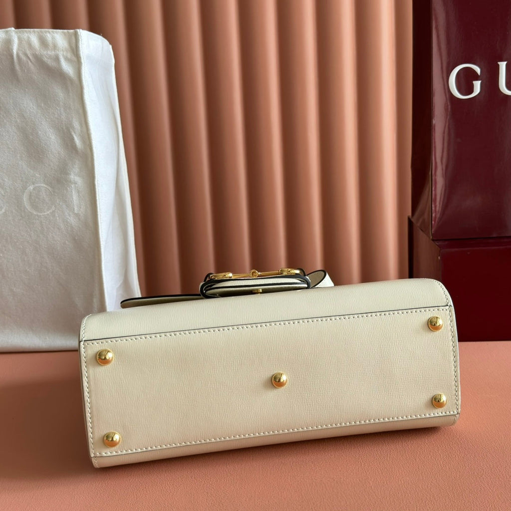 Gucci 25S Horsebit 1955 Medium Shoulder Bag 29 cm in Cream White Calfskin with Gold Hardware