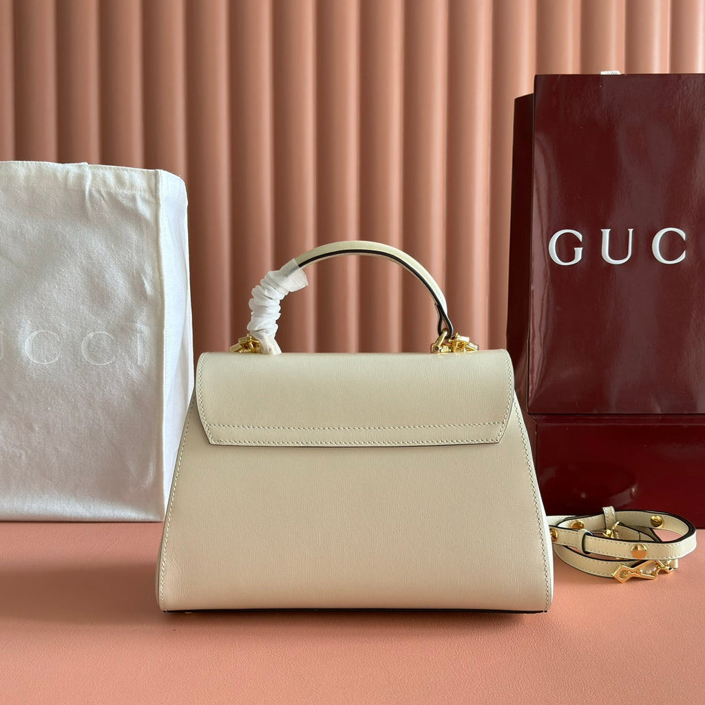 Gucci 25S Horsebit 1955 Medium Shoulder Bag 29 cm in Cream White Calfskin with Gold Hardware