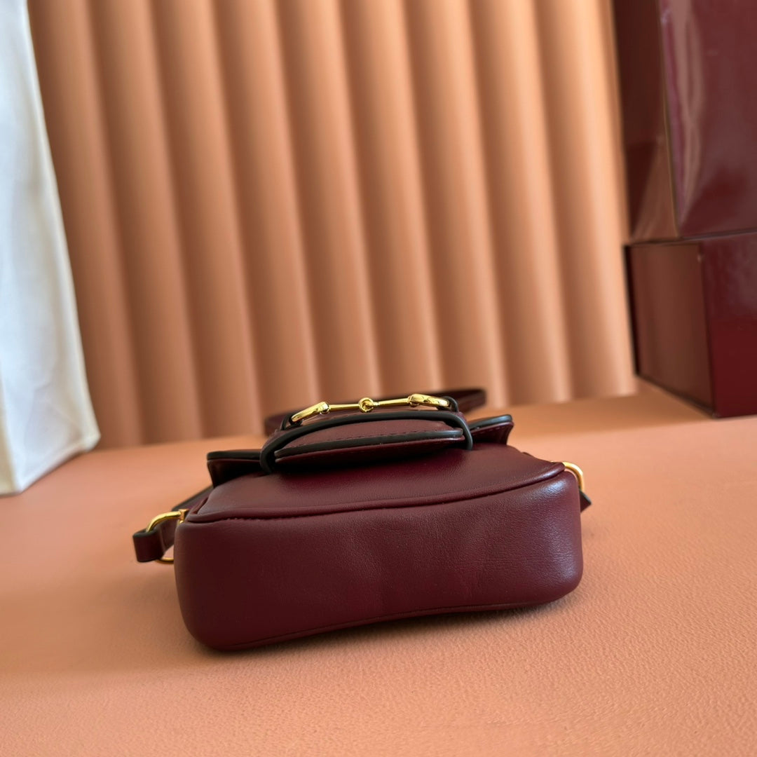 Gucci 26S Horsebit 1955 Bag 13 in Dark Red Calfskin