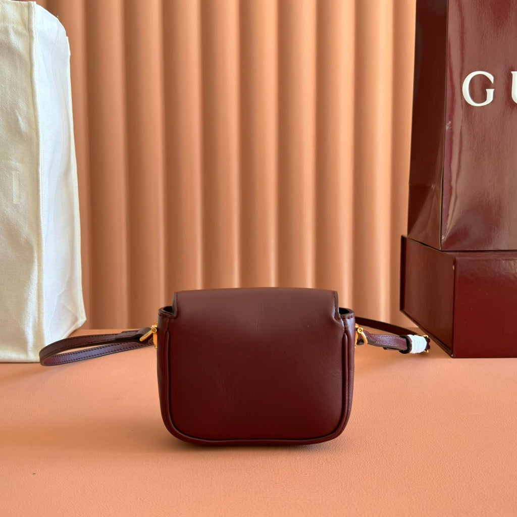 Gucci 26S Horsebit 1955 Bag 13 in Dark Red Calfskin