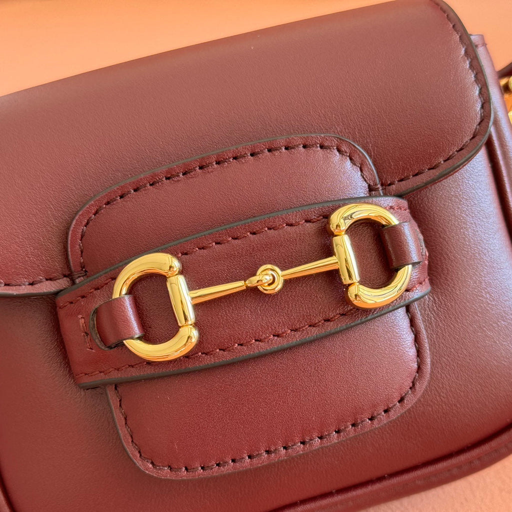 Gucci 26S Horsebit 1955 Bag 13 in Dark Red Calfskin