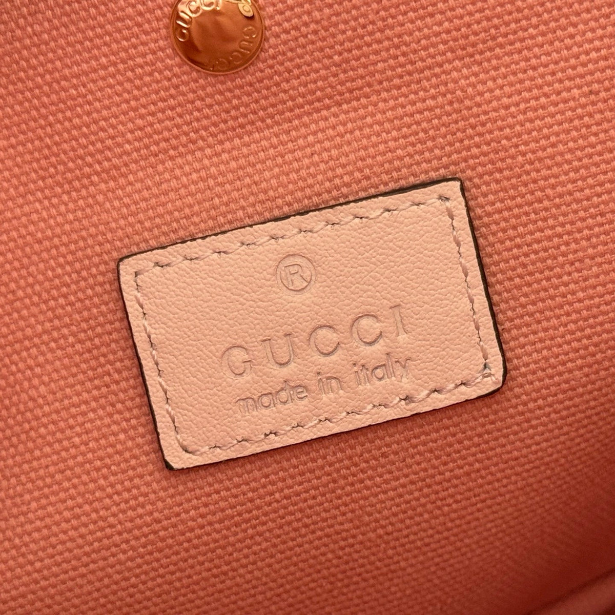 Gucci 26S Hand Bag 19 in Light Pink Calfskin with Monogram Pattern