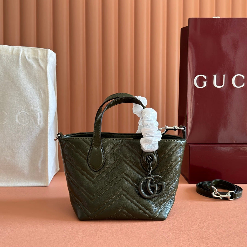 Gucci 26S Marmont Tote Bag 17 in Moss Green Calfskin