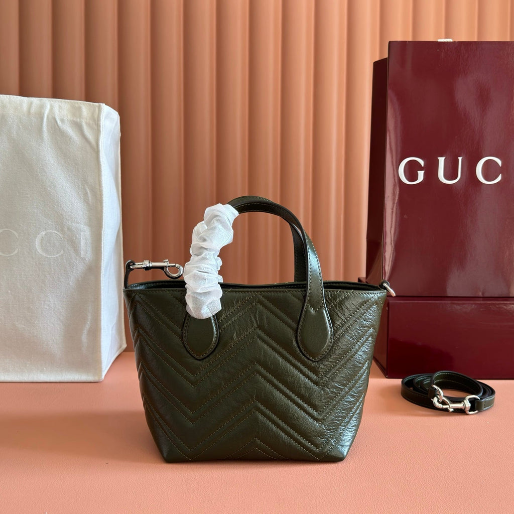 Gucci 26S Marmont Tote Bag 17 in Moss Green Calfskin