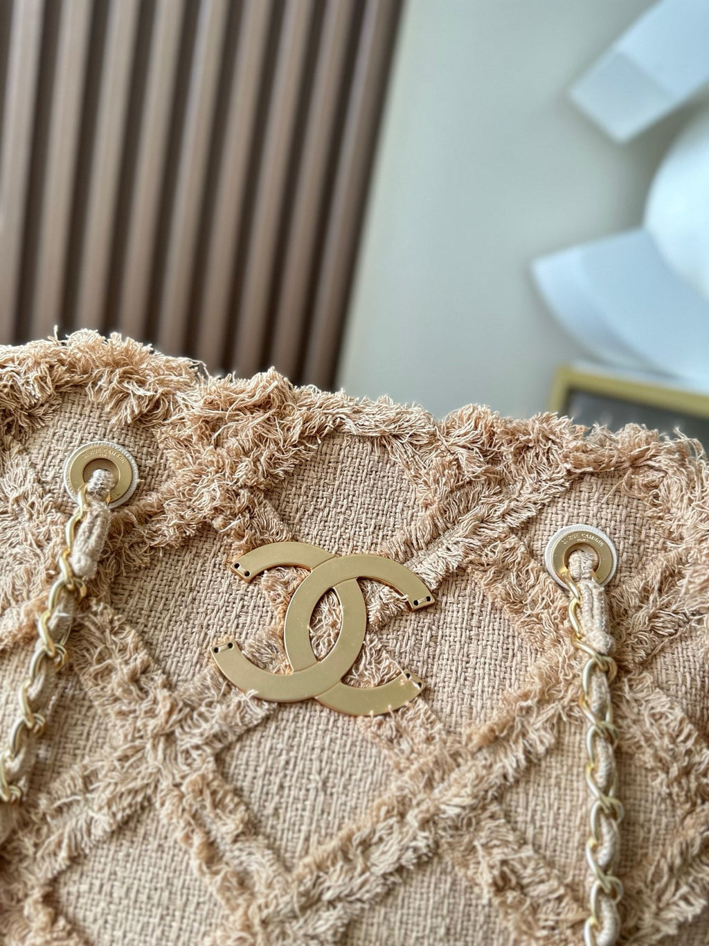 Chanel 25S Tote Bag 48 in Beige Fabric