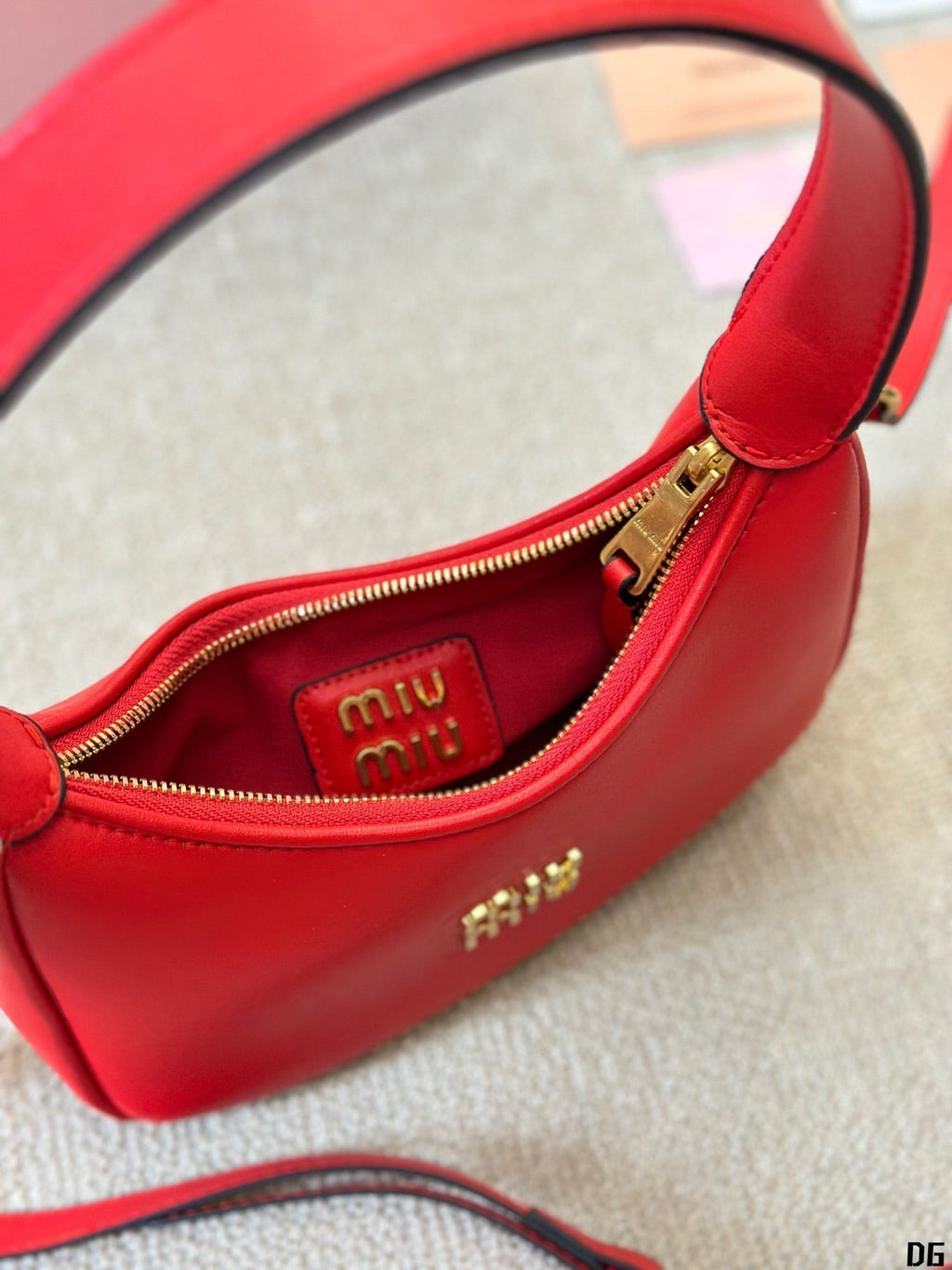Hobo 20 Bag in Cherry Red Calfskin