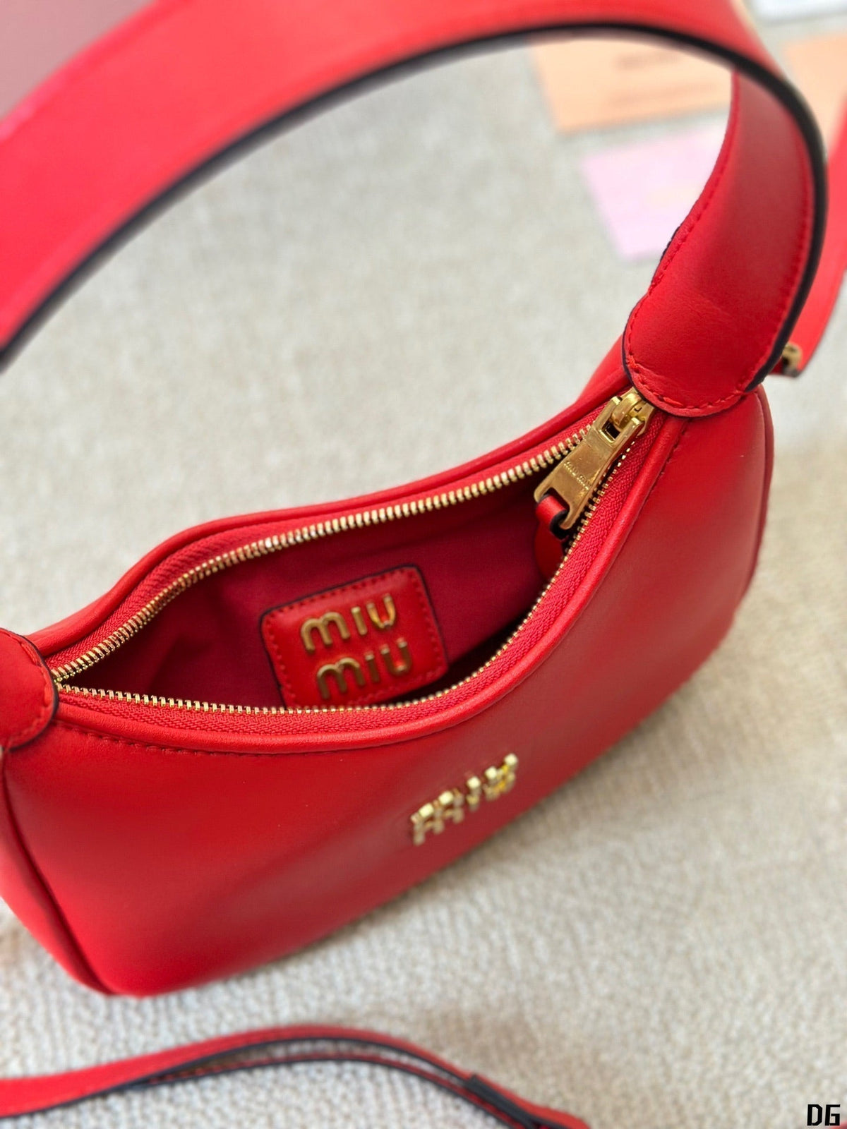Hobo 20 Bag in Cherry Red Calfskin